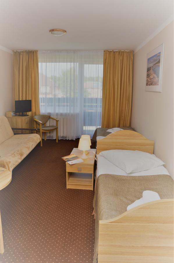 Osrodek Wypoczynkowy Varsowia Hotel Międzywodzie Kültér fotó